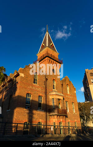 Sydney, Australia - Lug 23, 2016: Australasian Steam Navigation Co. esterno dell'edificio. Si tratta di magazzino nel sobborgo di rocce in Federazione un anglo-olandese Foto Stock