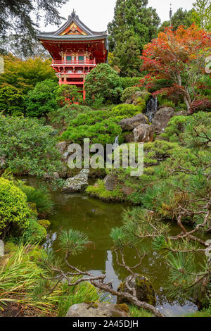 Giardino giapponese del tè in Golden Gate Park di San Francisco, California. Foto Stock