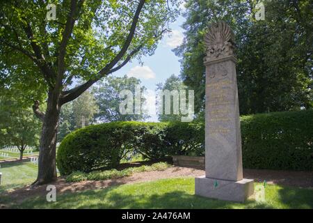 Primo giorno di estate 2017 presso il Cimitero Nazionale di Arlington Foto Stock