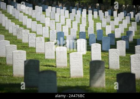 Primo giorno di estate 2017 presso il Cimitero Nazionale di Arlington Foto Stock