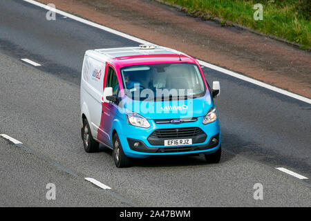 2016 Ford Transit Custom 290 LTD E-; Utilita veicolo; Regno Unito il traffico veicolare, trasporti, moderno, sud-legato sulla corsia di 3 M6 motorway autostrada. Foto Stock