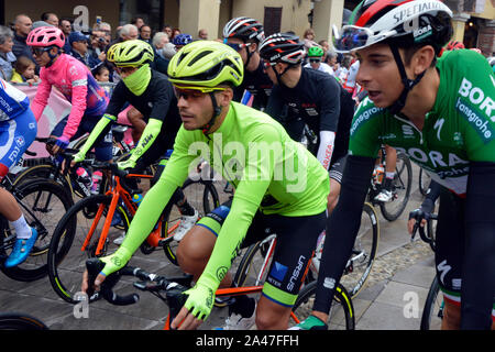 L'Italia, Magenta partenza Milano-Torino Foto Stock