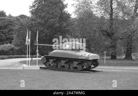 La Normandia 09/10/2017. Il D-Day, Museo dello Sbarco militare americano veicoli blindati Foto Stock