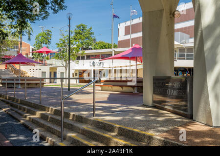 La Sunshine Coast consiglio regionale degli uffici di Maroochy Shire Council, compresa la libreria locale, sulla costa del sole del sud est Queensland, Aus Foto Stock