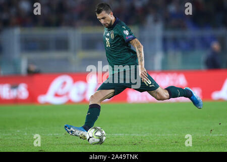 Roma, Italia. Xii oct, 2019. Francesco Acerbi di Italia durante il qualificatore europeo il gruppo J match tra Italia e Grecia presso lo Stadio Olimpico di Roma, Italia il 12 ottobre 2019. Foto di Luca Pagliaricci. Solo uso editoriale, è richiesta una licenza per uso commerciale. Nessun uso in scommesse, giochi o un singolo giocatore/club/league pubblicazioni. Credit: UK Sports Pics Ltd/Alamy Live News Foto Stock