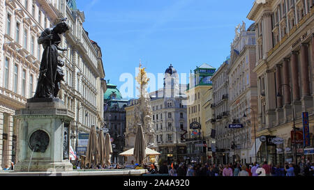 La strada chiamata Graben nel centro di Vienna Foto Stock