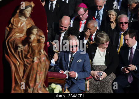 Vaticano. Xiii oct, 2019. Ottobre 13, 2019 - Città del Vaticano (Santa Sede) - Charles, Principe di Galles partecipa alla Messa di canonizzazione di Papa Francesco in San Credito: ZUMA Press, Inc./Alamy Live News Foto Stock