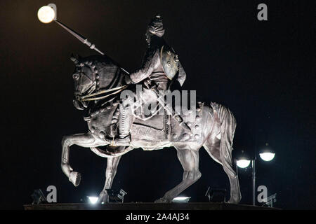 Ajmer, India. Xiii oct, 2019. Una vista di luna piena Sharad Purnima in Ajmer, Rajasthan, India. Sharad Purnima è un harvest festival celebra il giorno di luna piena degli Indù mese lunare di Ashvin, segna la fine della stagione dei monsoni. (Foto di Shaukat Ahmed/Pacific Stampa) Credito: Pacific Press Agency/Alamy Live News Foto Stock