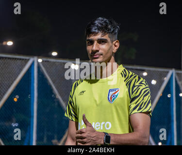 Kolkata, India. Xiii oct, 2019. Sessione di prove libere di Indian National football team lungo con media programma interattivo di Gurpreet Singh Sandhu (capitano-INDIA team) prima della Coppa del Mondo il qualificatore match tra India e Bangladesh che si terrà il 15 ottobre, 2019 presso lo Stadio Salt Lake, Kolkata. (Foto di Amlan Biswas/Pacific Stampa) Credito: Pacific Press Agency/Alamy Live News Foto Stock