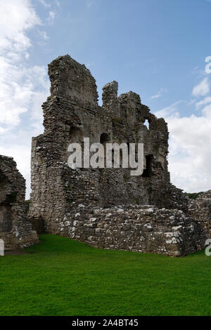 Ogmore Castle, Glamorgan Wales UK, Gallese rovina del castello Foto Stock