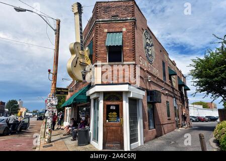 Memphis, TN, Stati Uniti d'America - 24 Settembre 2019: Il leggendario Sun Studio sull Unione europea Avenue è stato chiamato il luogo di nascita del Rock and Roll. Proprietario Sam Phillips r Foto Stock