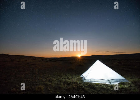 Luna crescente di notte nei pressi di Rawlins, Wyoming USA Foto Stock