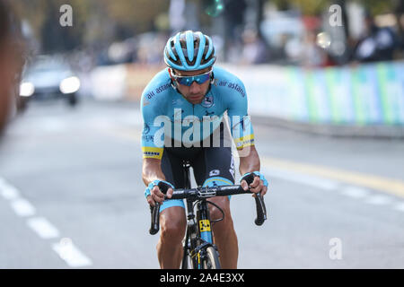 Pro Team Astana ciclista il Giro di Lombardia 2019 Tour in Bicicletta di Lombardia Como italia Foto Stock