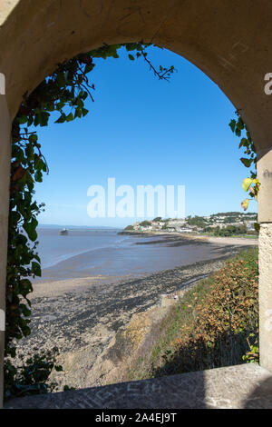 Vista della spiaggia e molo dal "Belvedere", Clevedon, Somerset, Inghilterra, Regno Unito Foto Stock