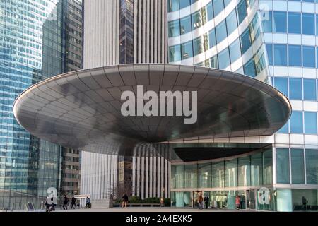 EDF HEADQUARTERS BUILDING E TORRI DI PARIGI-LA DEFENSE, PARIGI-LA DEFENSE, PUTEAUX, Francia Foto Stock