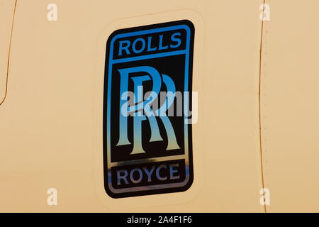 Rolls Royce piano logo del concessionario. Russia, Mosca 29 agosto 2019 Foto Stock