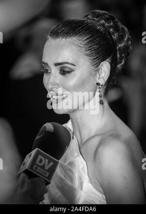 Penelope Cruz, Premio Donostia, durante un'intervista al Palazzo Kursaal al Festival Internazionale del Cinema di San Sebastián (Spagna) del 67th. 27/09/2019. Foto Stock