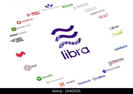 Nuova Associazione Libra logo ed i membri che hanno lasciato l'associazione. Stampato su carta come la brochure. Foto Stock