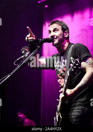 Ottobre 13, 2019, Ontario, CA, U.S: Sully Erna, piombo suoni vocali e di chitarra ritmica per Godsmack 2019 Autunno Tour Ottobre 13th, 2019 in Ontario, California alla Toyota Arena (credito Immagine: © Dave Safley/ZUMA filo) Foto Stock