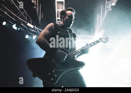 FABRIQUE, Milano, Italia - 2019/10/14: la banda danese Volbeat performing live sul palco a Fabrique, per il riavvolgimento riproduzione banda Reboud tour 2019 Foto Stock