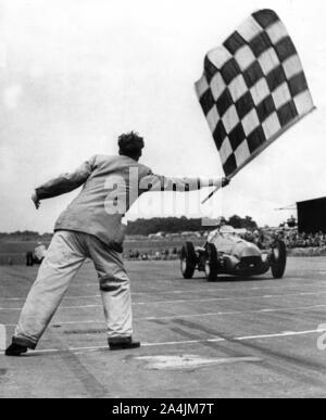 Alfa Romeo 158, Nino Farina vincitore trofeo internazionale gara a Silverstone nel 1950. Foto Stock