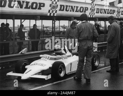 Ralt Rt3 in box, Ayrton Senna, Formula 3 a Thruxton 3 marzo 1983. Foto Stock