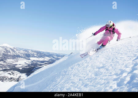 Donna di sci in Hemsedal, Norvegia Foto Stock