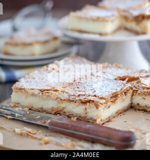 La torta di panna - la famosa torta del papa polacco Foto Stock