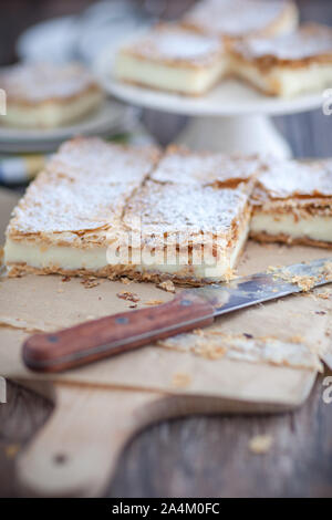 La torta di panna - la famosa torta del papa polacco Foto Stock