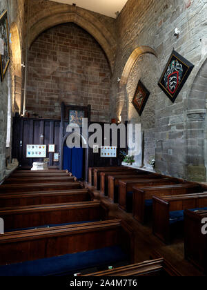 Little Malvern Priory si trova nel villaggio di Little Malvern vicino a Malvern, Worcestershire, precedentemente era un monastero benedettino c. 1171-1537. Foto Stock