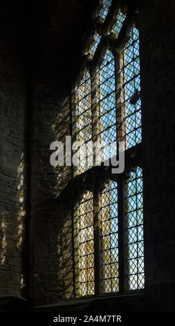 Little Malvern Priory si trova nel villaggio di Little Malvern vicino a Malvern, Worcestershire, precedentemente era un monastero benedettino c. 1171-1537. Foto Stock