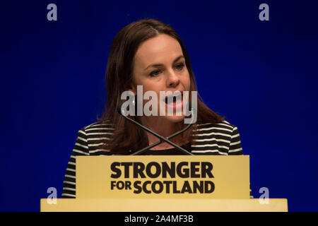 Aberdeen, Regno Unito. Il 15 ottobre 2019. Nella foto: Kate Forbes MSP del Partito nazionale scozzese (SNP). Partito nazionale scozzese (SNP) Conferenza Nazionale, all'evento complesso Aberdeen(TECA). Credito: Colin Fisher/Alamy Live News Foto Stock