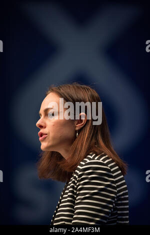 Aberdeen, Regno Unito. Il 15 ottobre 2019. Nella foto: Kate Forbes MSP del Partito nazionale scozzese (SNP). Partito nazionale scozzese (SNP) Conferenza Nazionale, all'evento complesso Aberdeen(TECA). Credito: Colin Fisher/Alamy Live News Foto Stock