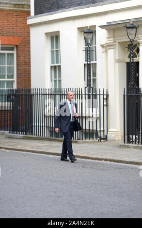 Dominic Raab MP (Segretario di Stato per gli affari esteri) arriva a Downing Street per un anno al numero 10, 2 settembre 2019. Foto Stock