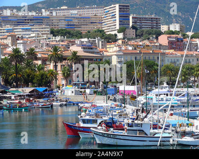 Porto di pesca, Ajaccio, Corsica, Francia, Europa, capitale della Corsica Foto Stock