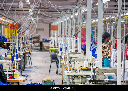 Fabbrica tessile in Africa Botswana, industrializzazione cercando di sradicare la povertà Foto Stock