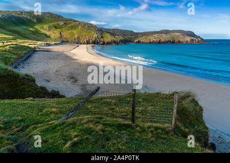 Dalmore Beach sulla costa occidentale dell'isola di Lewis, Western Isles, Ebridi Esterne, Scotland, Regno Unito Foto Stock
