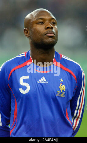 Stade de France Saint-Denis Francia 12.11.2005, calcio: internazionale amichevole , Francia (FRA, blu) vs Germania (GER, bianco) 0:0; William GALLAS (FRA) Foto Stock