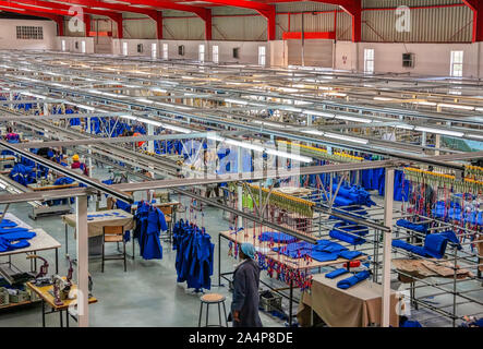 Fabbrica tessile in Africa Botswana, industrializzazione cercando di sradicare la povertà Foto Stock