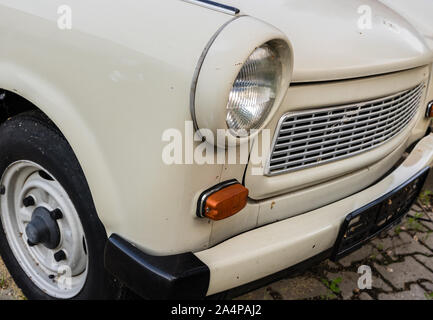 Vecchia Trabant da Zwickau in Sassonia Foto Stock