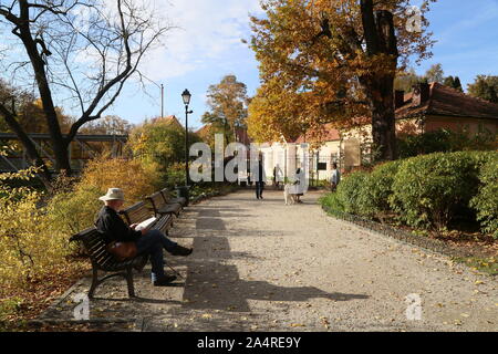 Vilnius. 15 ottobre, 2019. Foto scattata a ott. 15, 2019 mostra paesaggio autunnale Vilnius, Lituania. Credito: Guo Mingfang/Xinhua/Alamy Live News Foto Stock