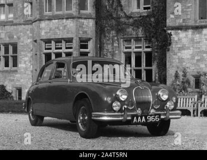 1958 Jaguar 3.4 litro appartenente a Lord Montagu di Beaulieu a Casa Palace. Foto Stock