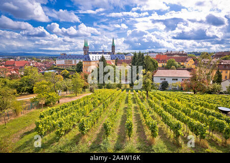 Bamberg. La città di Bamberg vista da Michaelsberg vigneti a Bamberger Dom Square, Alta Franconia, Baviera, la regione della Germania Foto Stock