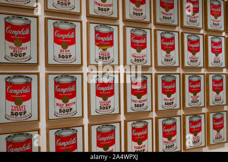 Andy Warhol Campbell's zuppa può Arte presso il Museo di Arte Moderna di New York City, Stati Uniti d'America Foto Stock