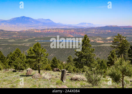 Scena stradale sulla Utah's Scenic Byway 12 Foto Stock