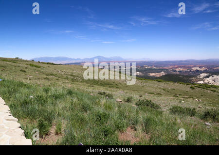 Scena stradale sulla Utah's Scenic Byway 12 Foto Stock