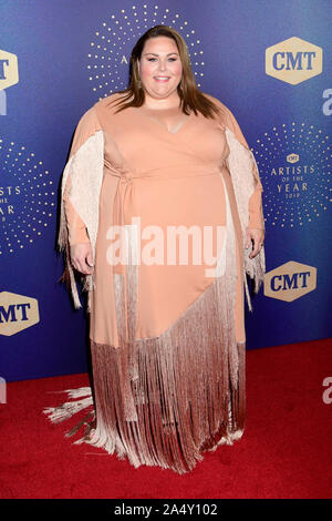 Nashville, Tennessee, Stati Uniti d'America. Xvi oct, 2019. Chrissy Metz. 2019 CMT artista dell'anno a Schermerhorn Symphony Center. Photo credit: Dara-Michelle Farr/AdMedia/MediaPunch Credito: MediaPunch Inc/Alamy Live News Foto Stock