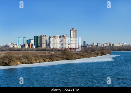 MOSCA, RUSSIA - MARZO 14,2015: Distretto di Shchukino è raion amministrativo del Nord-Ovest. Pokrovskoye-Streshnevo, Strogino e Khoroshevo-Mnevniki Foto Stock