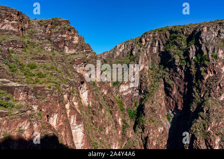 Gorges de Daluis o cioccolato canyon in Provence-Alpes, Francia. Foto Stock