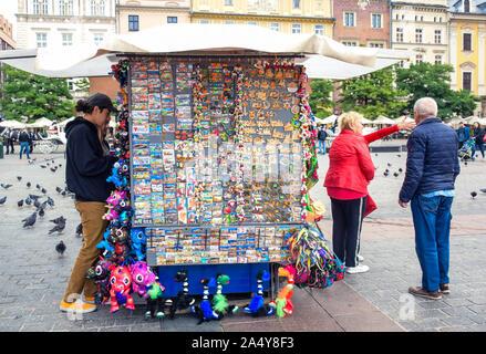 Negozio di souvenir, regali, oggetto, catena di chiavi. Roma, Italia, Italia,  città italiana Foto stock - Alamy